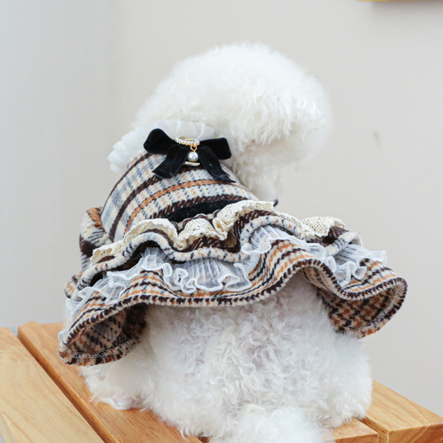 Factory direct supply/new products in stock Pet clothes, dog and cat clothing, autumn and winter Maillard woolen skirts