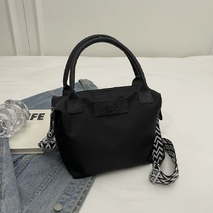 Belleza única, solo porque nuestros bolsos son únicos