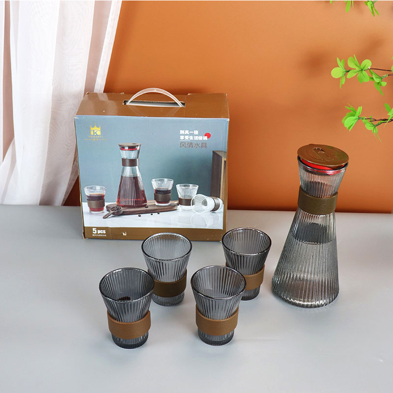 Juego de botella de agua fría de vidrio, taza de vidrio transparente, taza de agua de vidrio resistente al calor, botella de agua fría de lujo ligero, sensación de alta calidad, regalo al por mayor