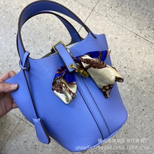 б��玧+�i���˻@�ӏ͹�ˮͰ����֦�yŮ��������μ�б��