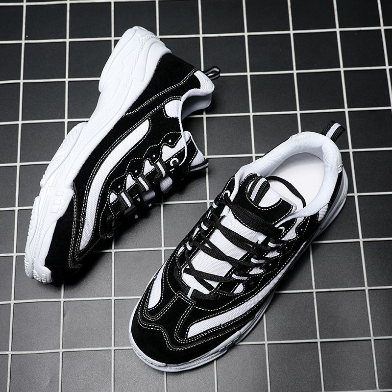 Witte hardloopschoenen voor jongens met interne hakverhoging_voghion.com