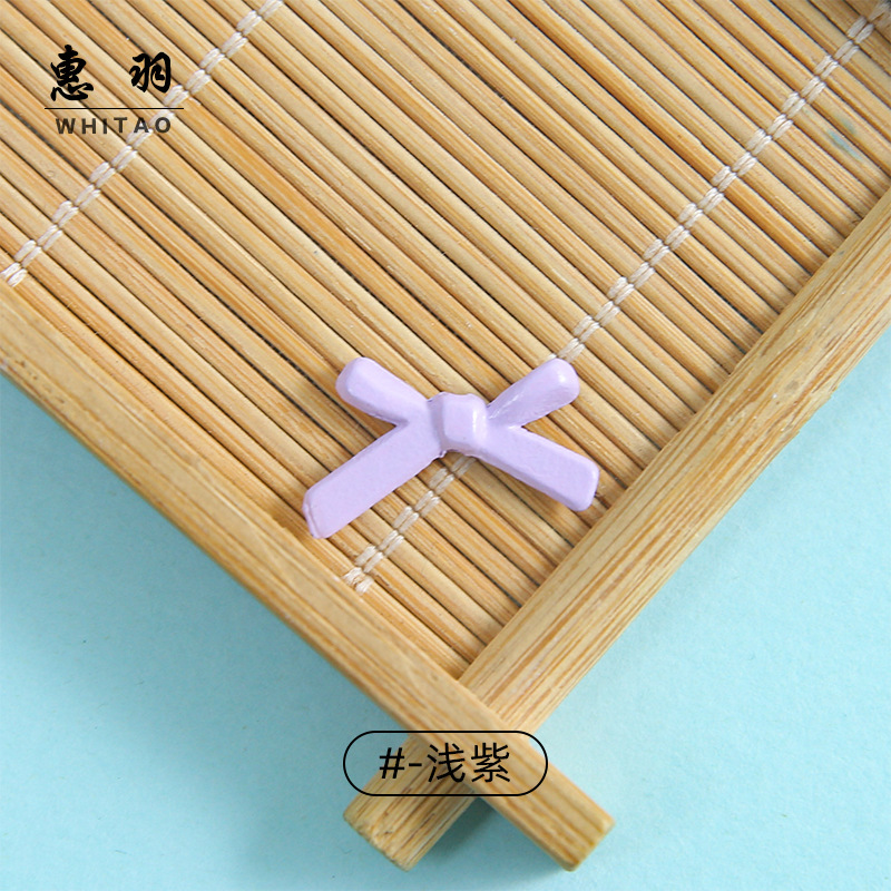 With bow, small