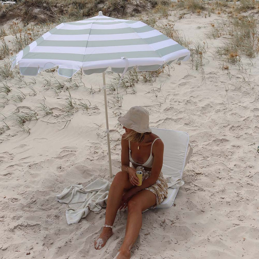 beach umbrella solar-powered for camping for traveling