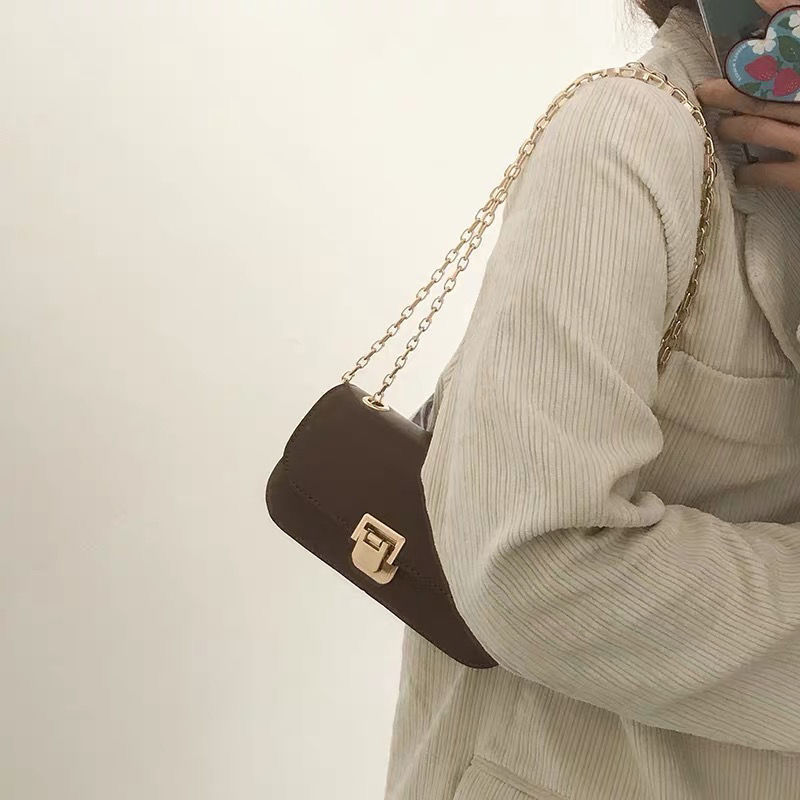 Borsa a spalla retro da donna con tracolla a catena elegante_voghion.com