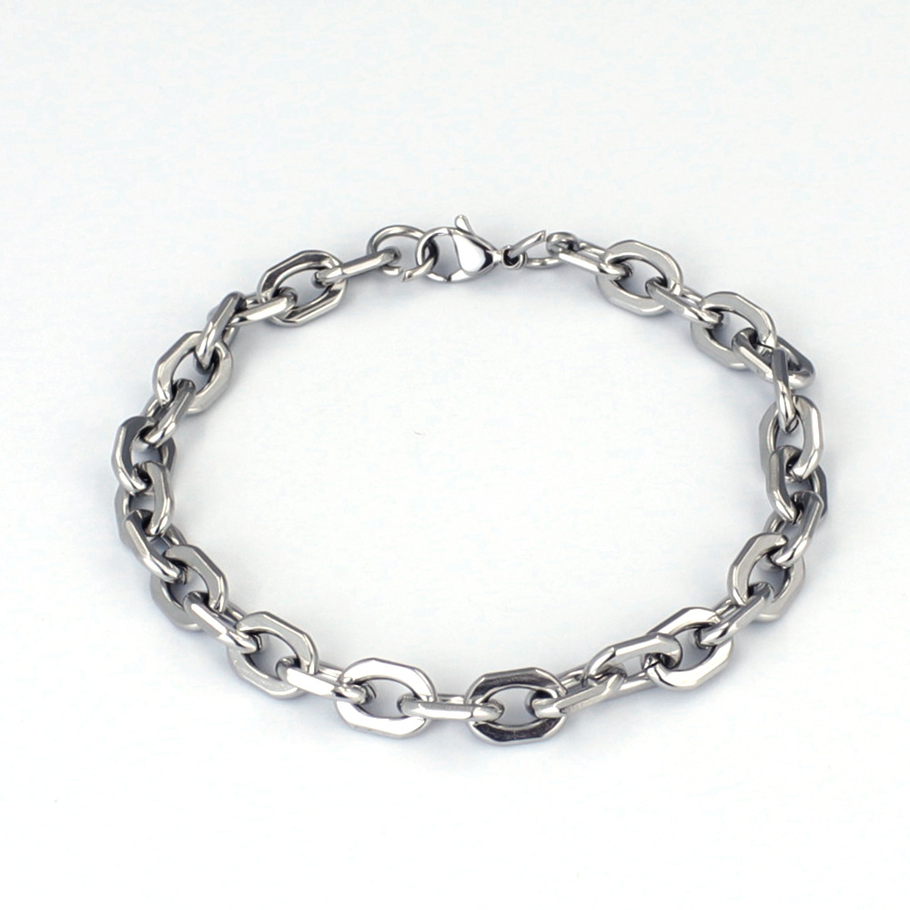 Hammered Cross Octagonal Cuban Link Chain Bracelet For Men_voghion.com