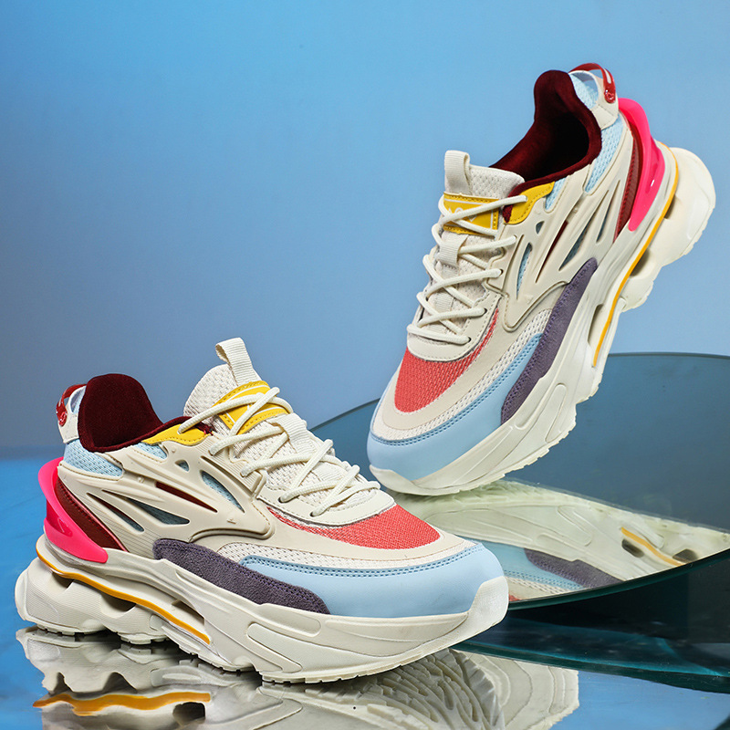 Los zapatos de papá para hombres nuevos zapatos de verano transpirables de malla gruesa para aumentar la altura de la moda coreana zapatos deportivos de hombre de alta calidad