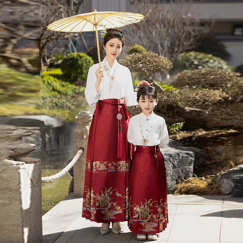 Ming Hanfu Женская золотая плетеная косметика
