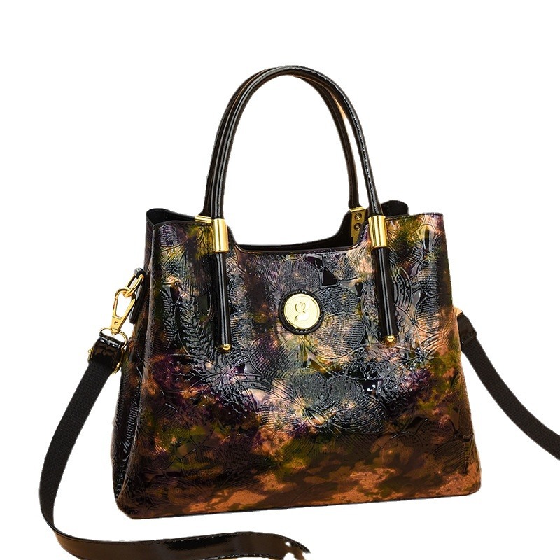 Bolsa pequeña para mujeres 2024 nueva moda de cuero suave de color sólido bolso de madres de mediana edad temperamento simple bolso casual versátil