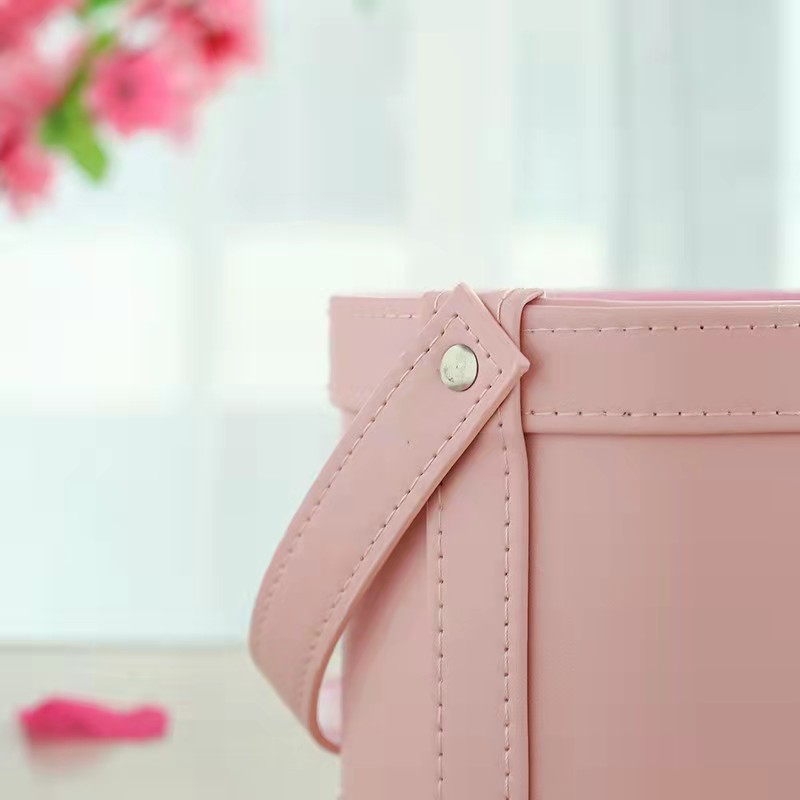 Classic Style Solid Color Pu Leather Valentine's Day display picture 3