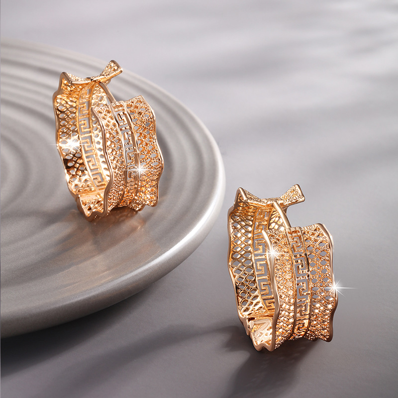 Joyería de Xupar 18K chapado en oro pendientes de temperamento de aleación Oriente Medio joyería de moda retro exquisito patrón pendientes para las mujeres