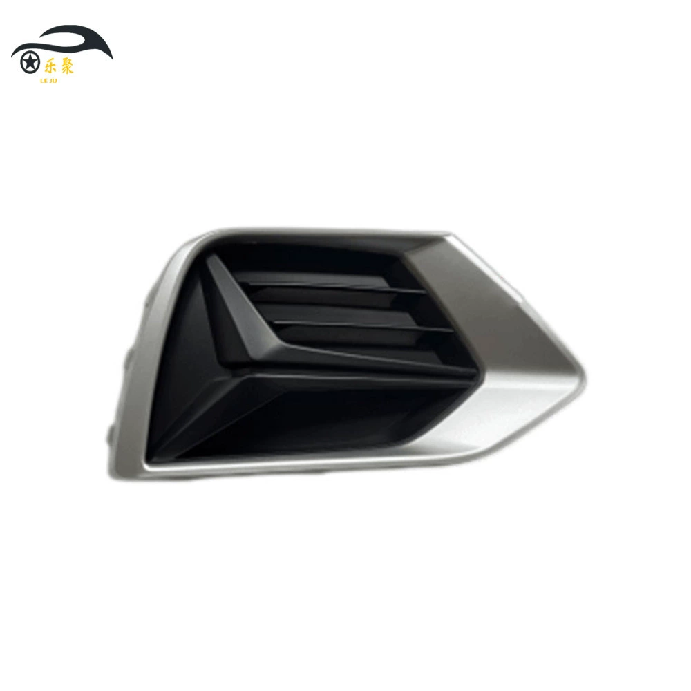 Глобальная/международная? Wait instruction: avoid words wholesale, cross-border or marketplace names. The input contains 'Cross-border front bumper fog light frame is suitable for ordinary Audi Q3 fog light grille from 2019 to 2022' We should translate, but avoid 'cross-border' and names like Audi. It says avoid names of marketplaces; Audi is a brand but may be allowed? It says avoid ... or names of marketplaces like Amazon, Ebay, Aliexpress. Not avoid car brands. So translate: