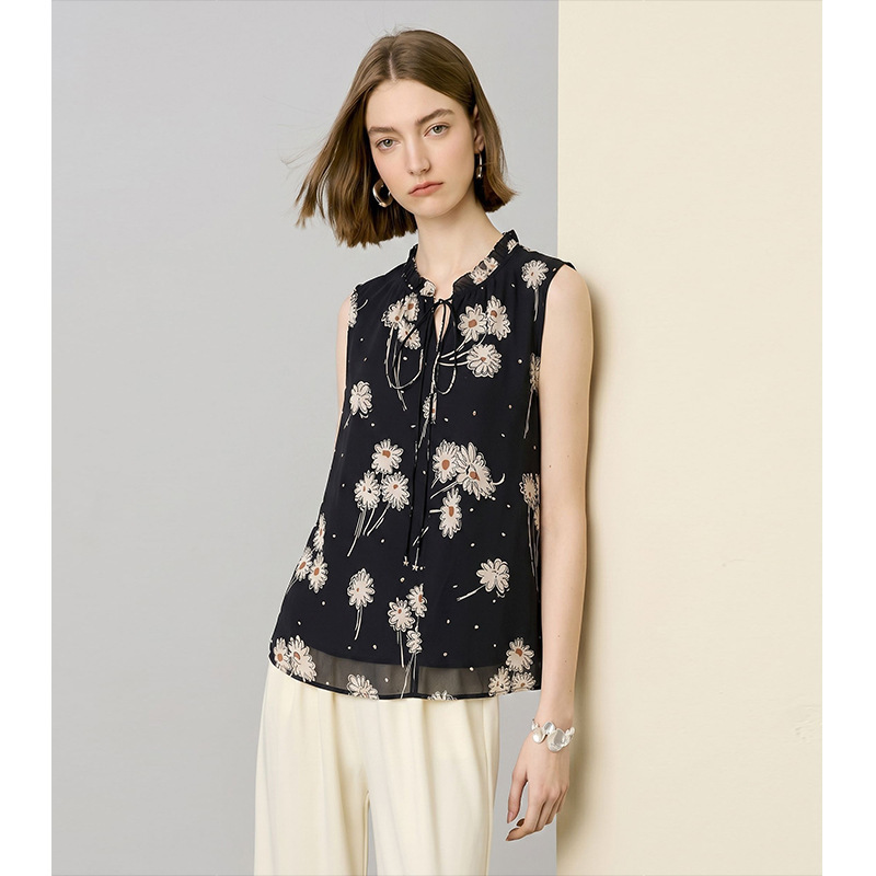 【Lang* Order】Elegant and Intellectual Style Daisy Print Sleeveless Shirt, Summer 2026 Black Ruffled Collar Top 【Lang* Order】Elegant and Intellectual Style Daisy Print Sleeveless Shirt, Summer 2026 Black Ruffled Collar Top
