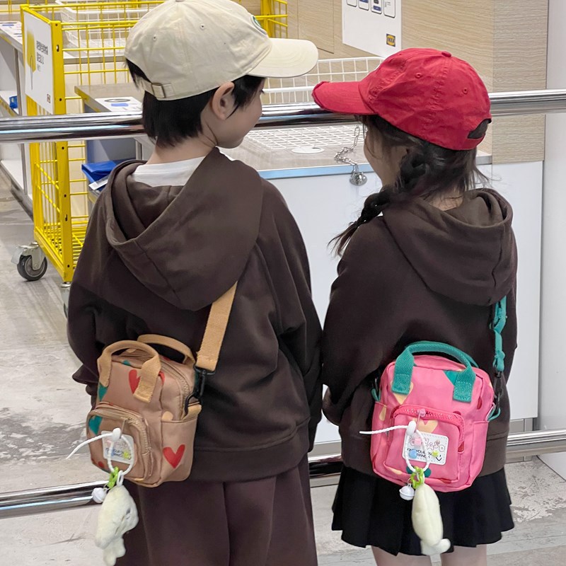 Bolsa de cinturón universal para niños amor en forma de corazón, bolsa de cinturón de chicas super lindas para salir, caricatura coreana, bolsa de cinturón de moda