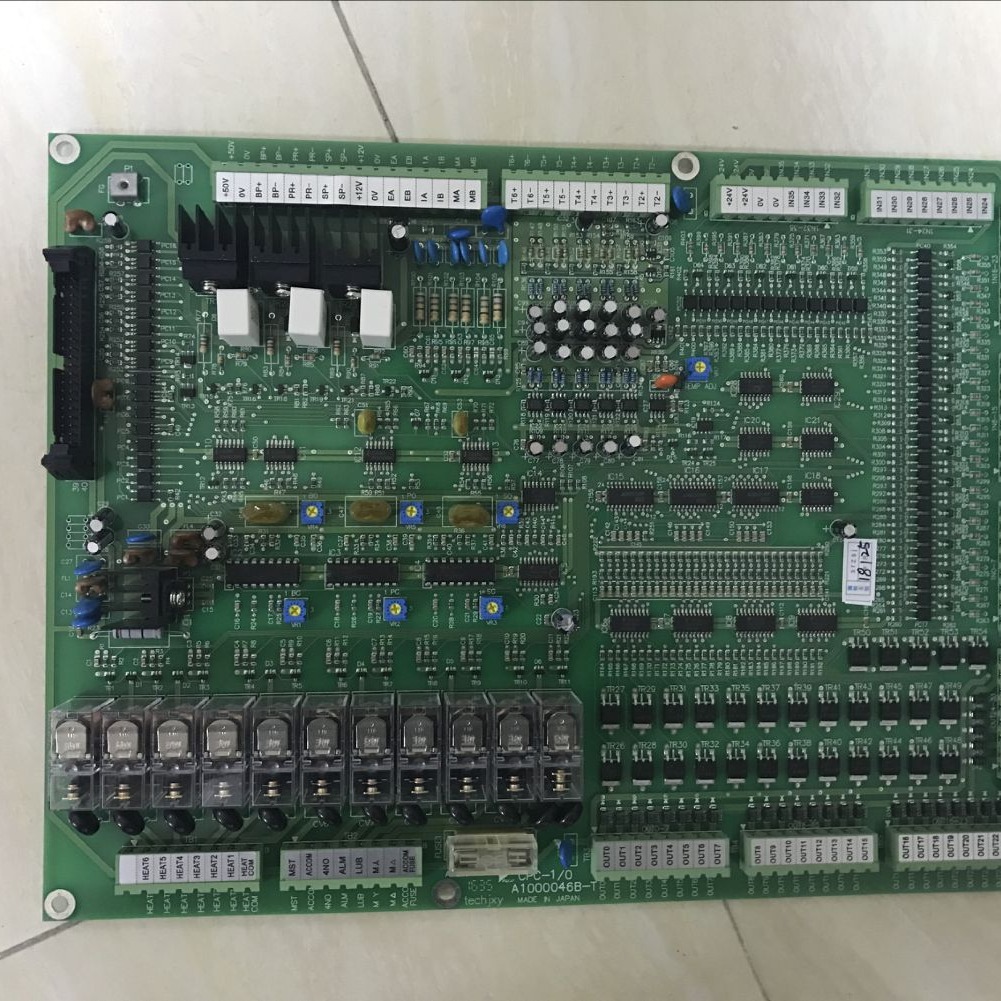 全新震雄CPC-2CPC-2.2 IO板输入输出板