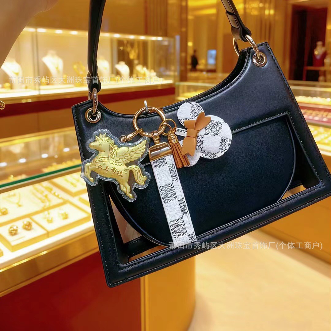 Año del Caballo de oro llavero de automóvil pequeño colgante 999 dinero de inmediato bolso llavero personalizado pequeño regalo