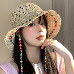 ヒョナ風カラフルな木製ビーズ麦わら帽子女性の夏中空大きなつば日よけ帽子折りたたみ漁師帽子トレンディ