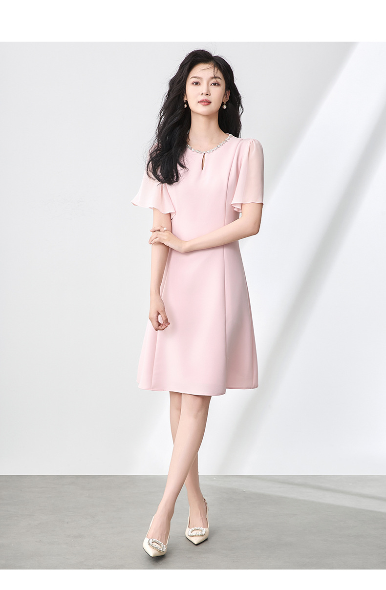 Váy liền tay lá sen đính kim cương cổ tròn thiết kế sang trọng ôm dáng — Màu đen chi tiết 11