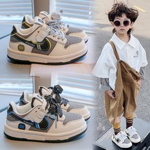 儿童板鞋新款2025春秋季舒适透气男女童可爱休闲鞋时尚运动鞋童鞋