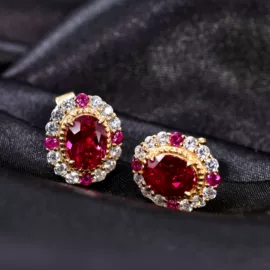 戒指;项链;耳钉