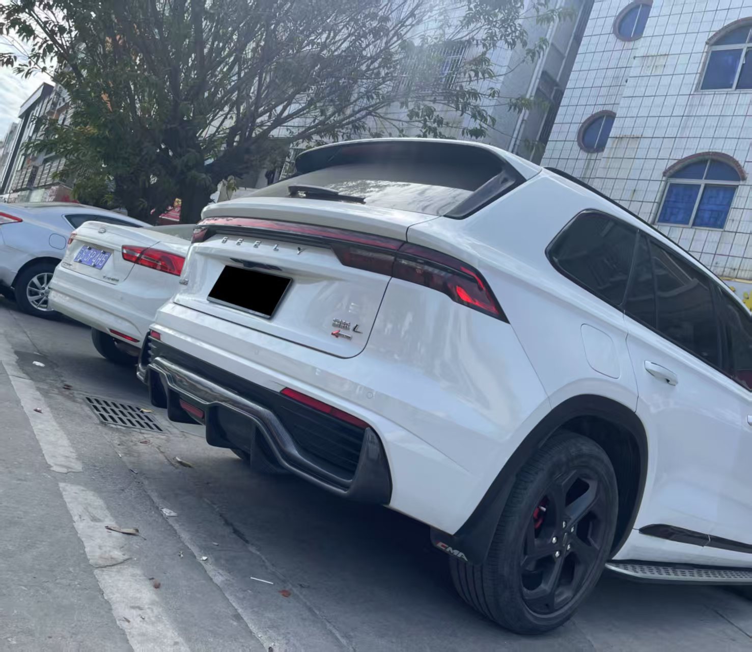 Suitable for 21-25 Geely Xingyue L Modified Rear Lip Pilot Light Rear Surround Rear Spoiler Without Disassembly Installation