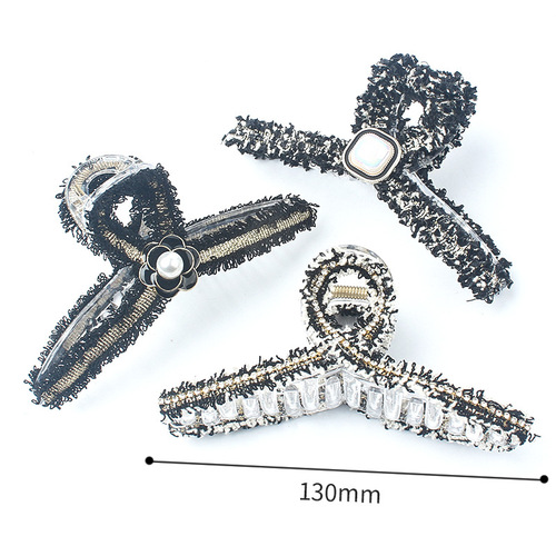 Xiao Xiangfeng Camellia Pearl Fabric Clip Women's Back of Head High-end Temperament Hair Clip Shark Clip Hair Clip