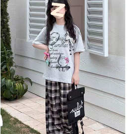 女童夏装卡通T恤格子裤两件套2025新款中大童韩版休闲时髦套装潮