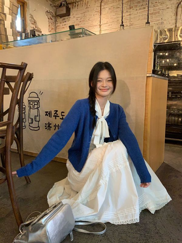miu系白色蝴蝶结刺绣绑带长袖t恤女早秋季修身打底衫辣妹v领上衣|undefined