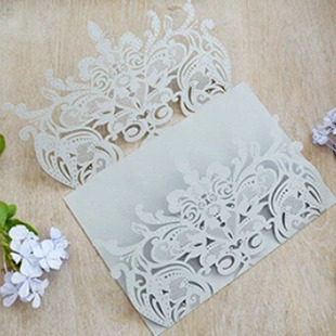 Selling Amazon European wedding invitations holiday greeting cards powdered golden onion silver hollow invitation cards wholesale