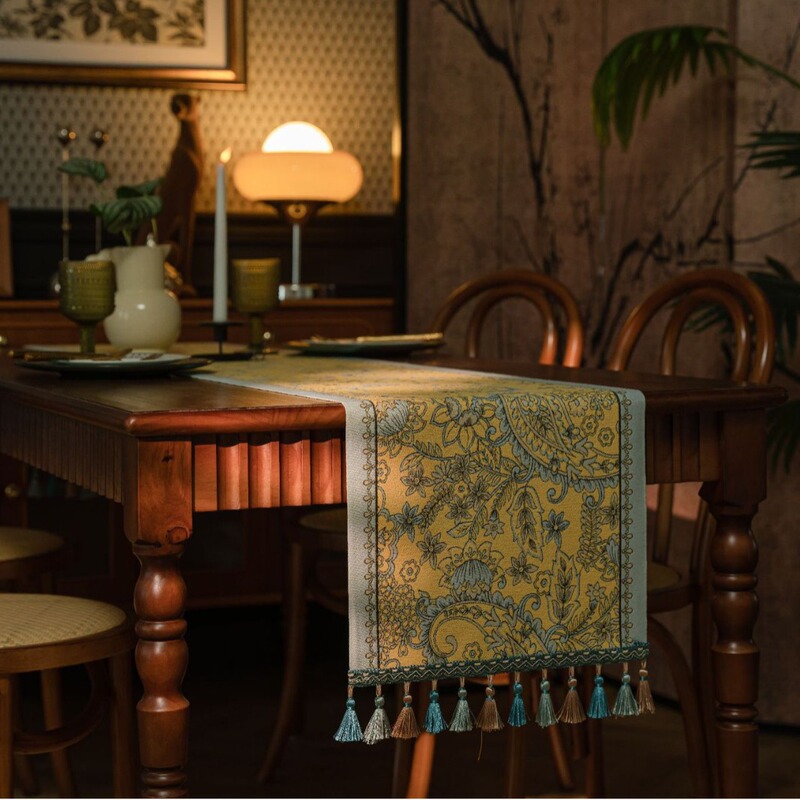 in stock Wholesale Nordic Long Strip Tassel Table Runner Yellow Jacquard Paisley Tea Flag TV Cabinet Dining Table Wedding Decoration