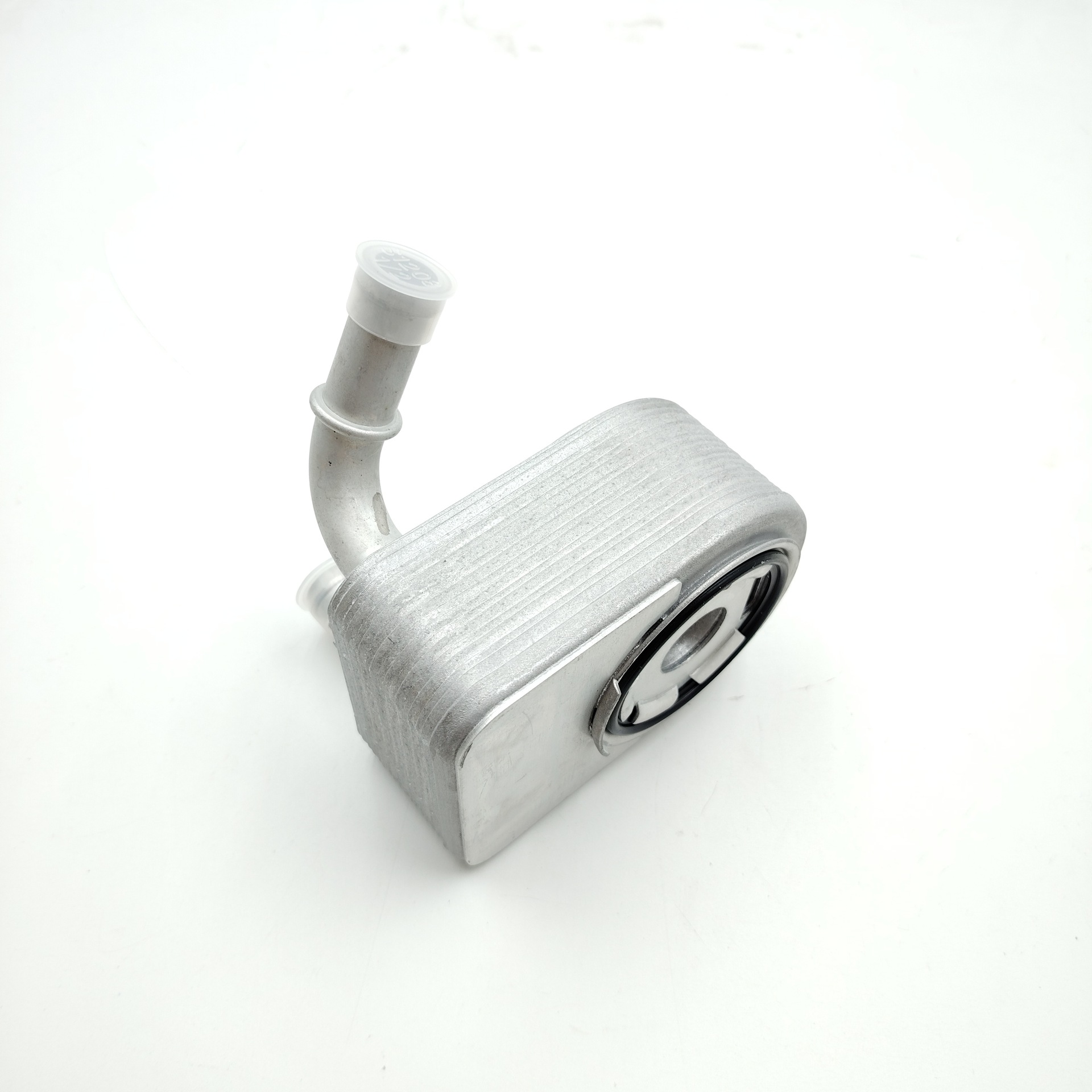 Suitable for Ford Engine Oil Cooler 7S7G-6B856-Aa 1472891 1925463