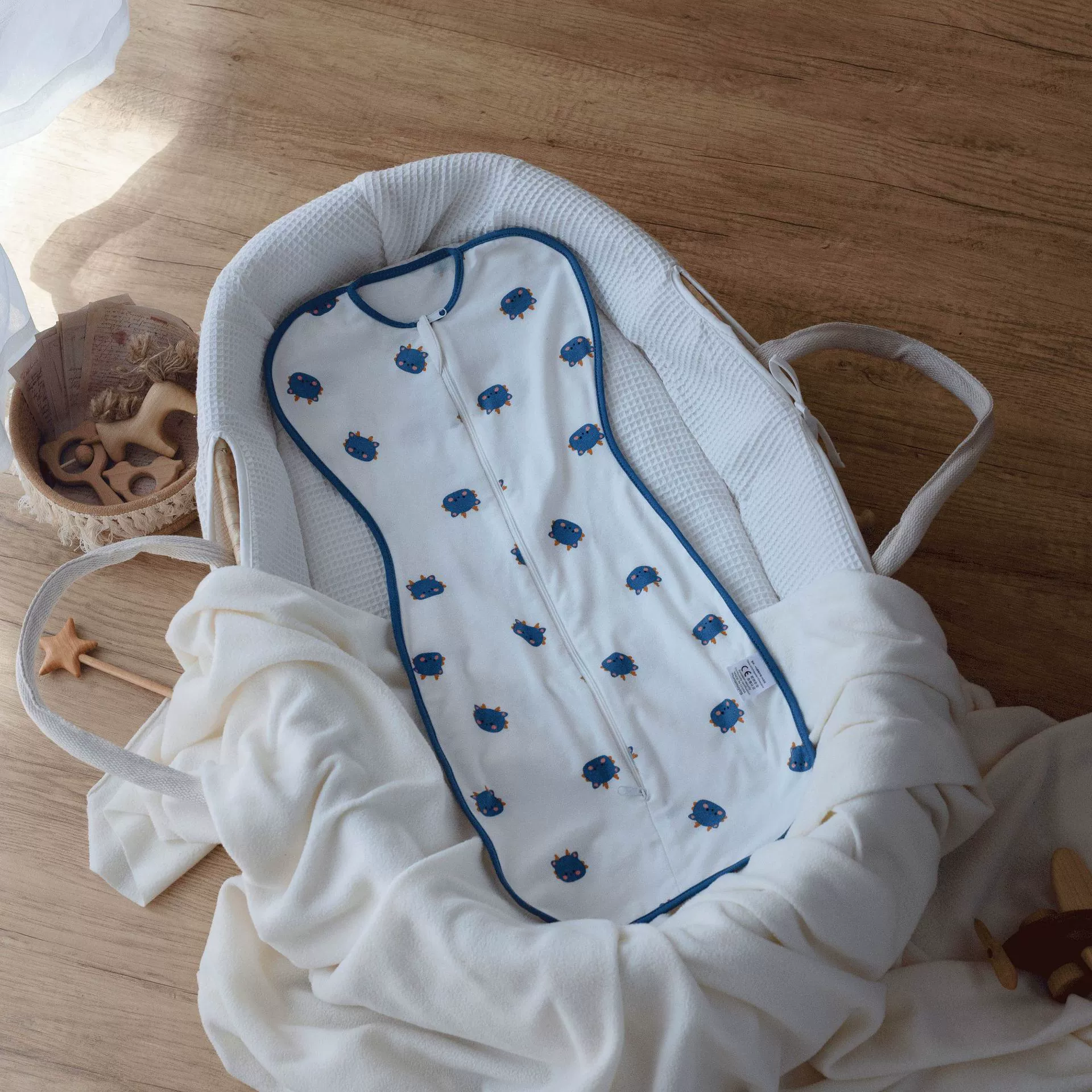 Cute rabbit, summer cool sleeping bag, with little bears