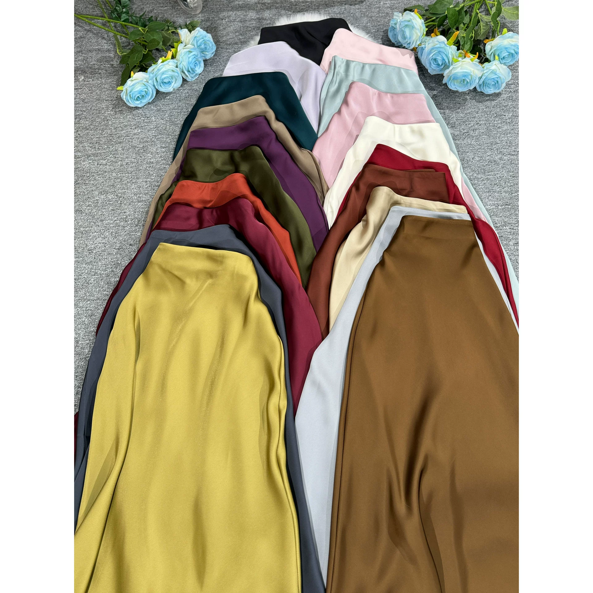 Удлиненные легкие роскошные весенние и летние разноцветные атласные юбки с рыбьим хвостом