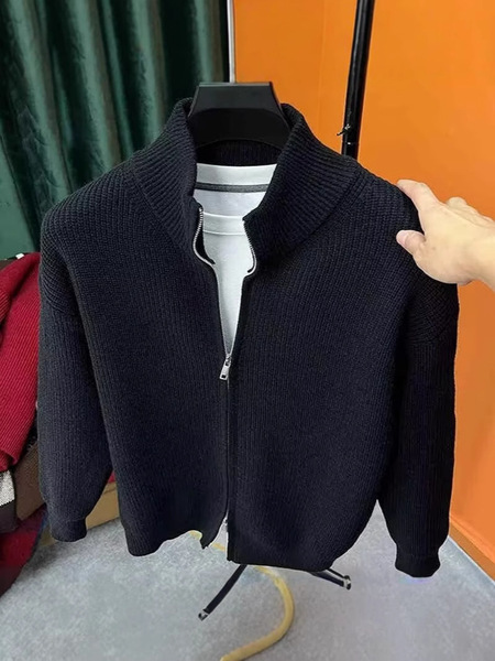 Solid color cardigan with zipper