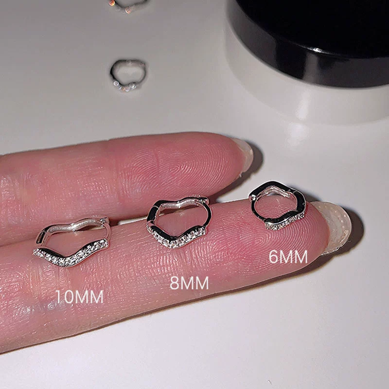 Wavy earrings, silver 925 sample