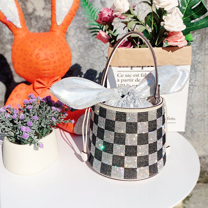 23 New Women's Chessboard Grid Three Dimensional Water Bucket Bag with Small Design Super Sparkling Diamond One Shoulder_voghion.com