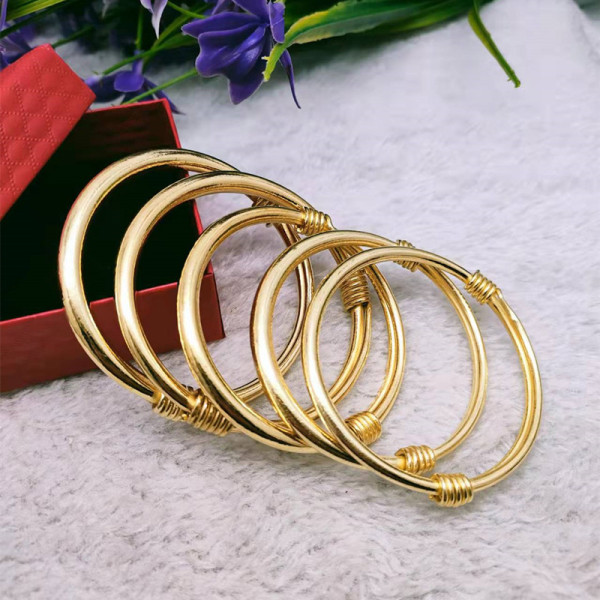Copper glossy brass ethnic bracelet