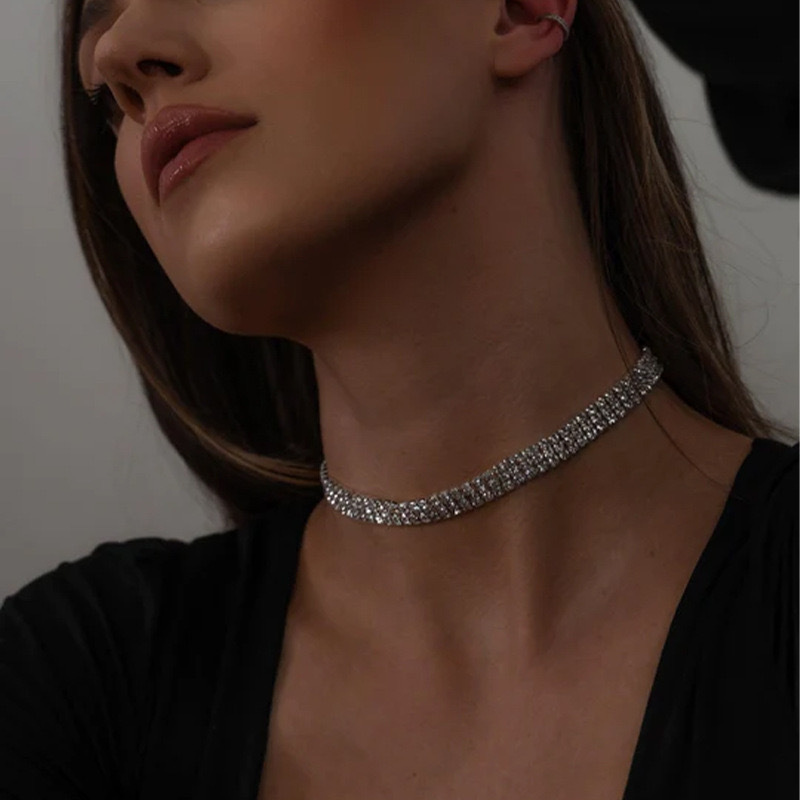 Collier ras-de-cou minimaliste et tendance personnalisé pour femme, sexy, élégant et polyvalent, orné de strass._voghion.com