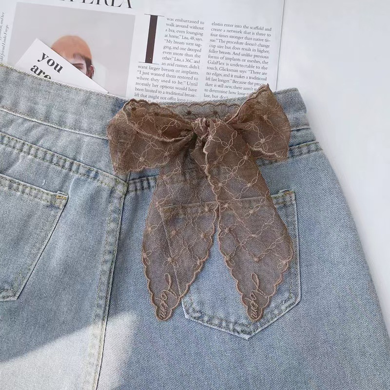 Versión coreana de la bufanda de seda larga de encaje retro súper hada para damas, bufanda pequeña delgada de todo fósforo, correa para el cabello, serpentina