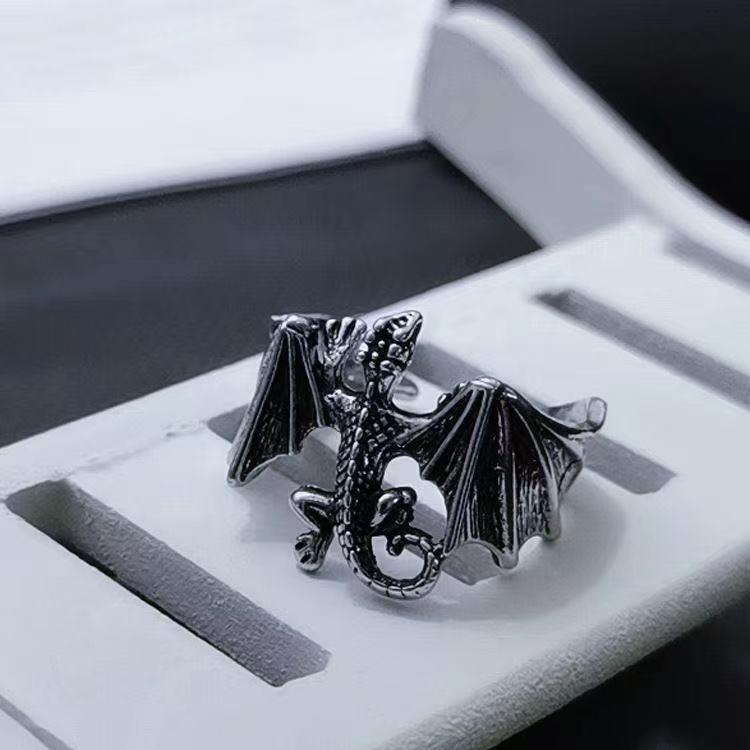 Bague ouverte Dragon Volant Transfrontalier pour Homme, Design Tendance et Polyvalent, Style de Niche Élégant, Bague pour Index Unique_voghion.com