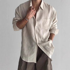 欧米のレトロな純色のシャツの男性の高級感があります。長袖の日焼け止め服のポケットのデザイン感があります。