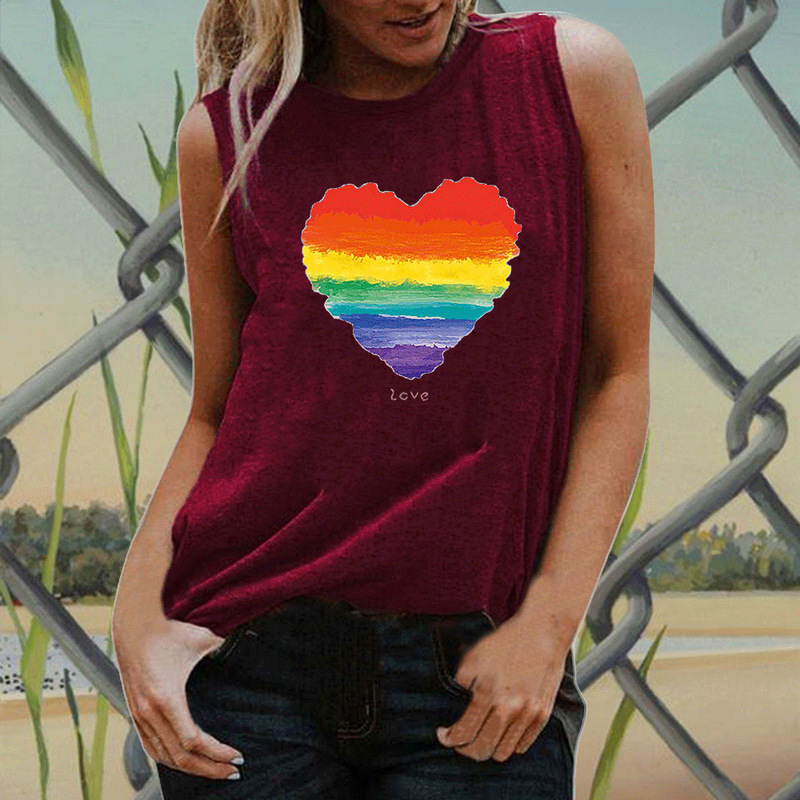 2022 independent station new Valentine's day women's love print European and American trend plus size women's loose sleeveless top