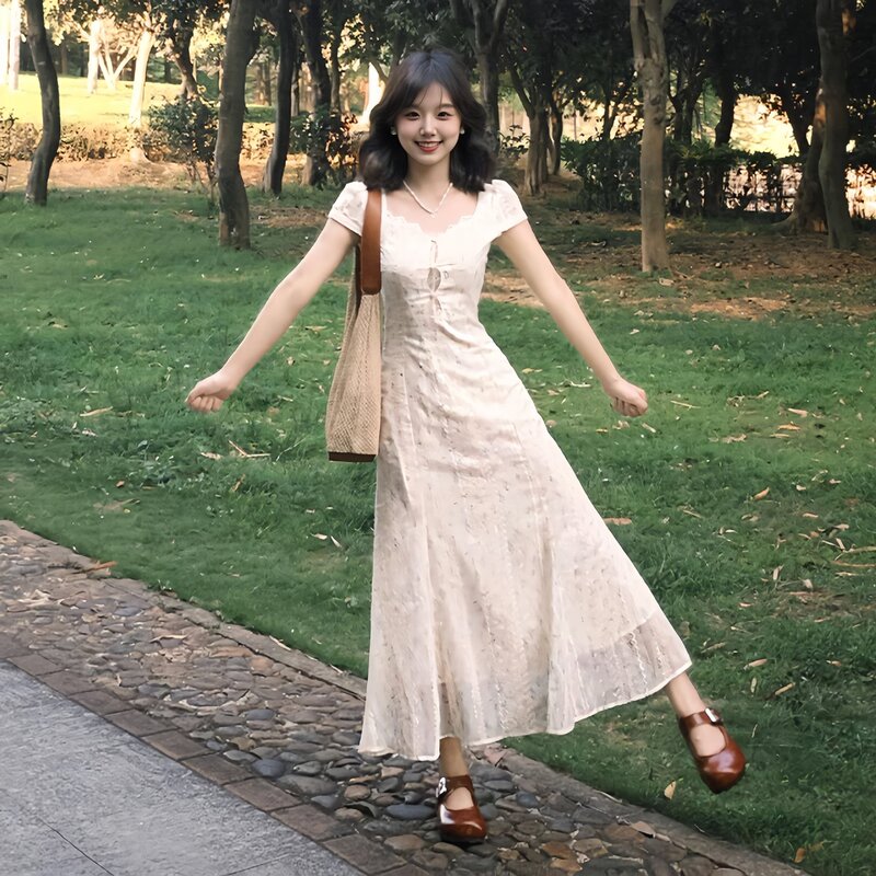 French-Style Elegant White Floral Puff Sleeve Dress for Women, New Summer Model, Petite Waist-Cinching Long Dress