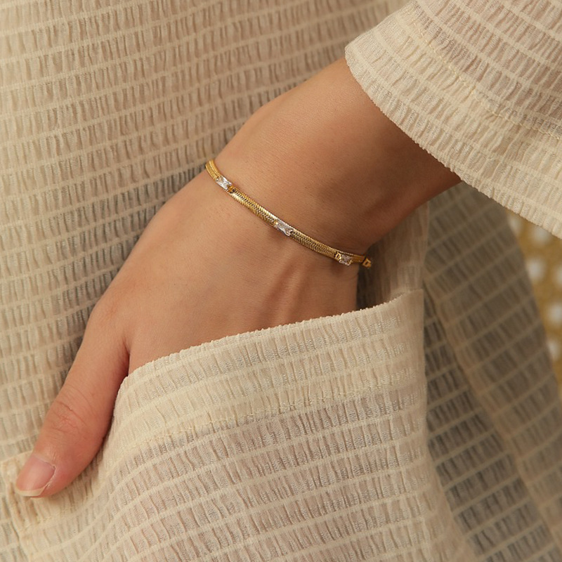 PVD Coated Gold Plating Process Real Gold Plated Plating Material Zircon Inlay Material Retro Square 304 Stainless Steel 16K Gold Plated White Gold Plated Gold Plated Zircon Stainless Steel Bracelets In Bulk