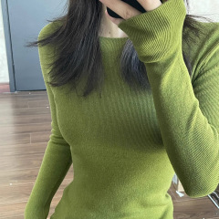 牛油果绿修身圆领针织打底衫女秋冬季洋气内搭可外穿毛衣独特上衣