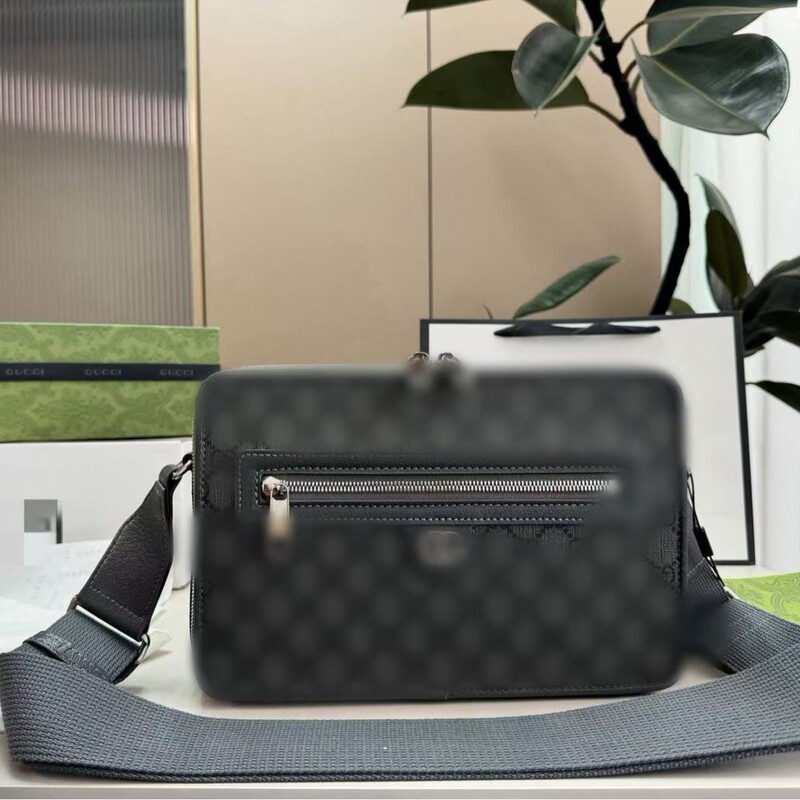 Gucci camera bag, fashionable shoulder bag, street style small crossbody bag, Korean version men's crossbody bag, casual commuter small square bag Gucci camera bag, fashionable shoulder bag, street style small crossbody bag, Korean version men's crossbody bag, casual commuter small square bag