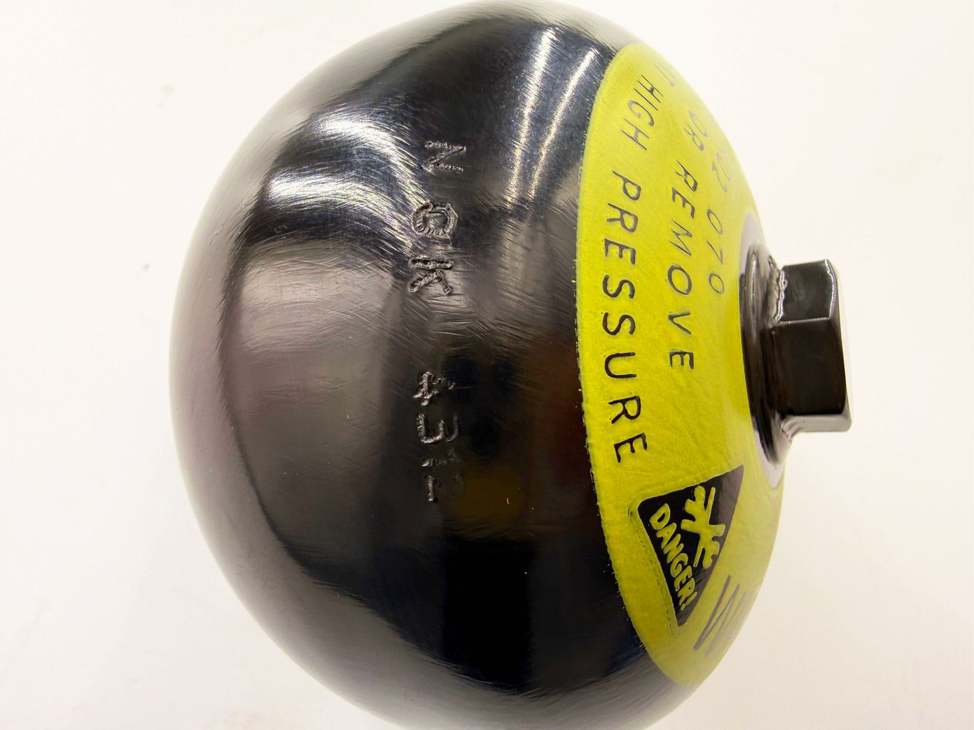 Mercedes-Benz W211W219Abs Brake Accumulator A0004302694 A0084314012 A0064313312