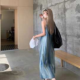 晕染牛仔吊带连衣裙女夏季设计感小众气质显瘦直筒长裙