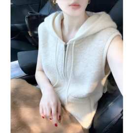 ZM829原版好质量毛衣设计感休闲连帽针织马甲气质宽松坎肩无袖上