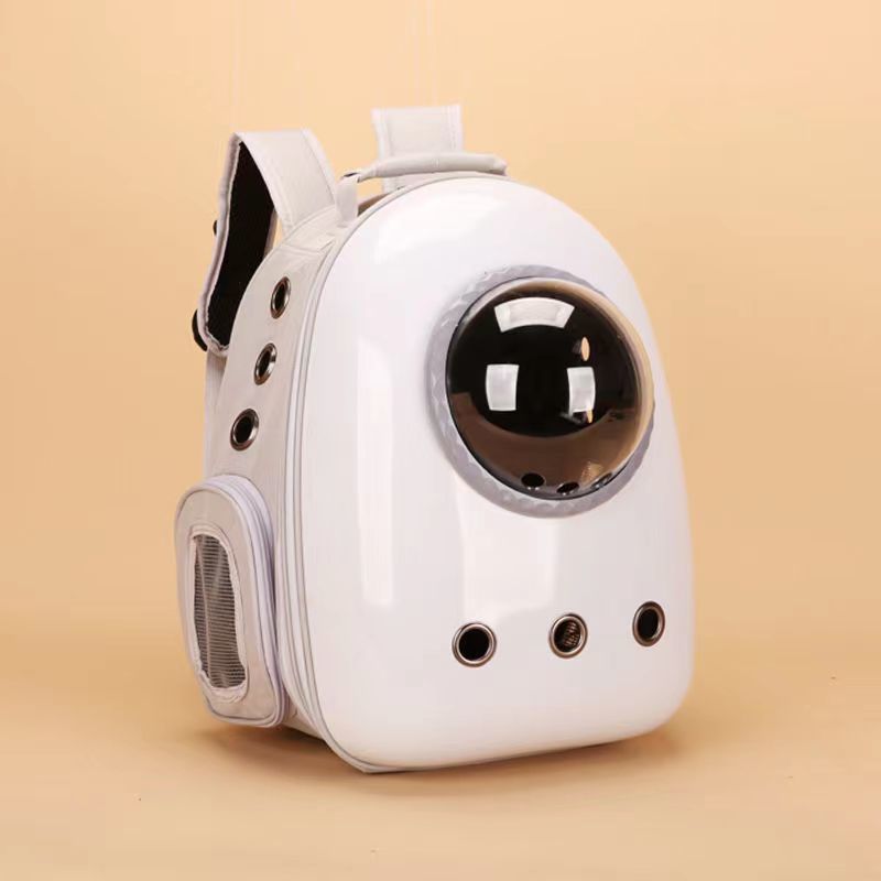 회색이 가미된 업그레이드된 흰색