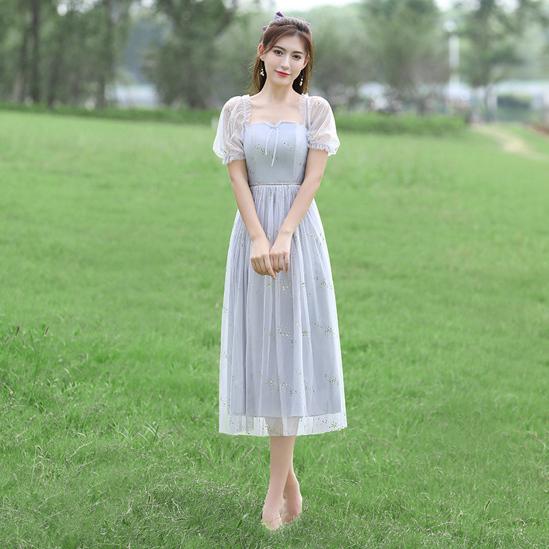 Светло-серый (F квадратный вырез, короткие рукава) 015